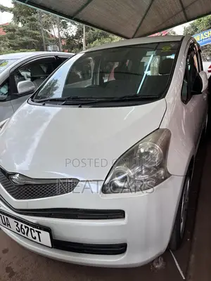 Toyota Ractis 2011 White