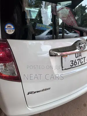 Toyota Ractis 2011 White