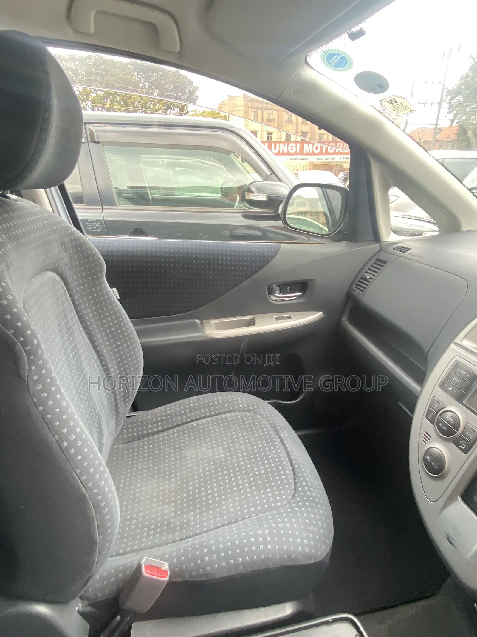 Toyota Ractis 2009 Blue