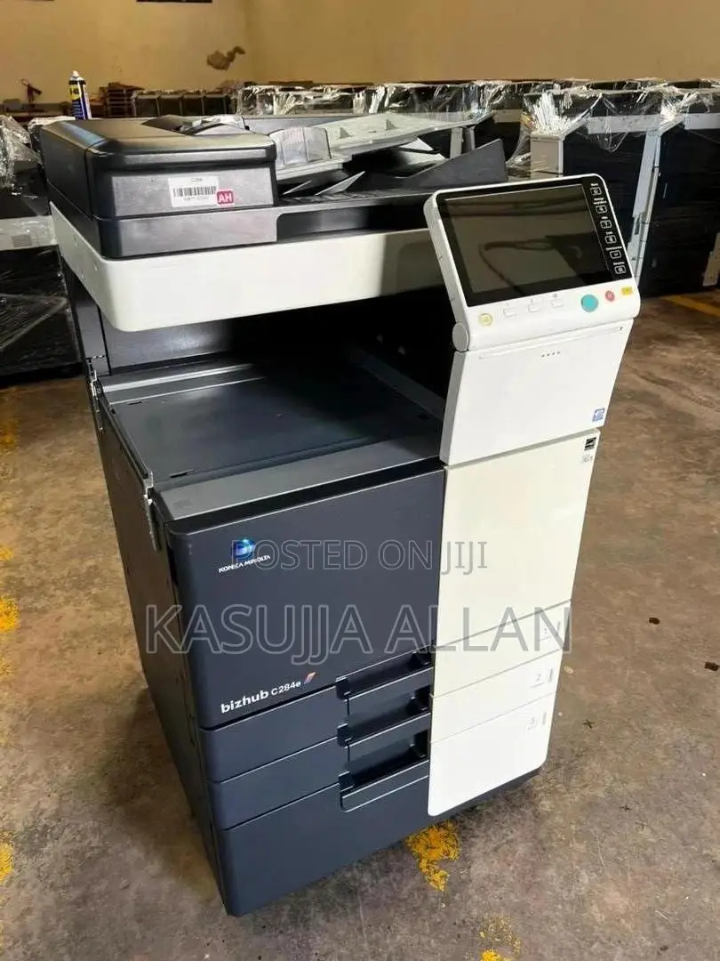 Konica Minolta (Bizhub Machine C284)