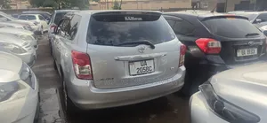 Toyota Corolla Fielder 2010 Silver