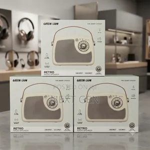 Green Lion Retro Radio Speaker