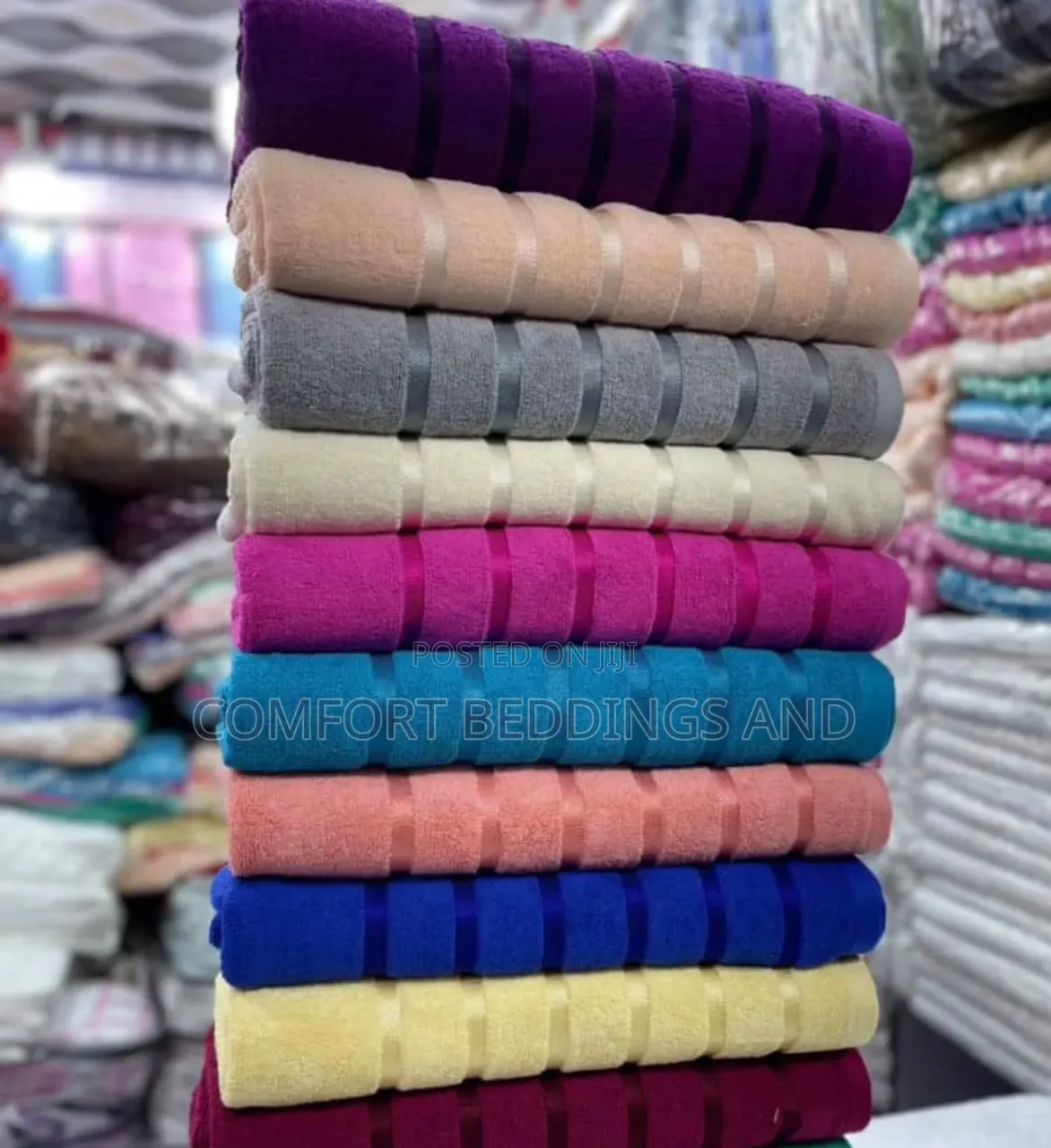 Large Super Collection Towels With Stripes White