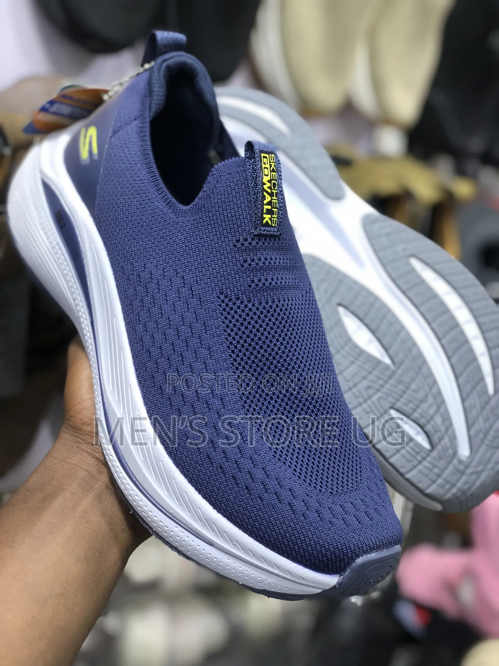 Men’S Classic Authentic Sports Skechers
