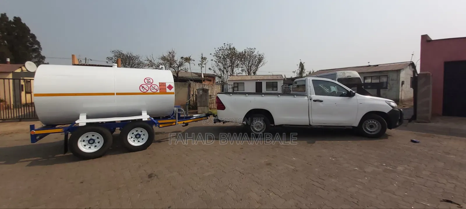 Fuel/ Fluid Tanker