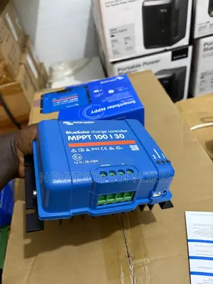 Victron Energy Bluesolar 30a MPPT Digital Charge Controller Ultra Fast