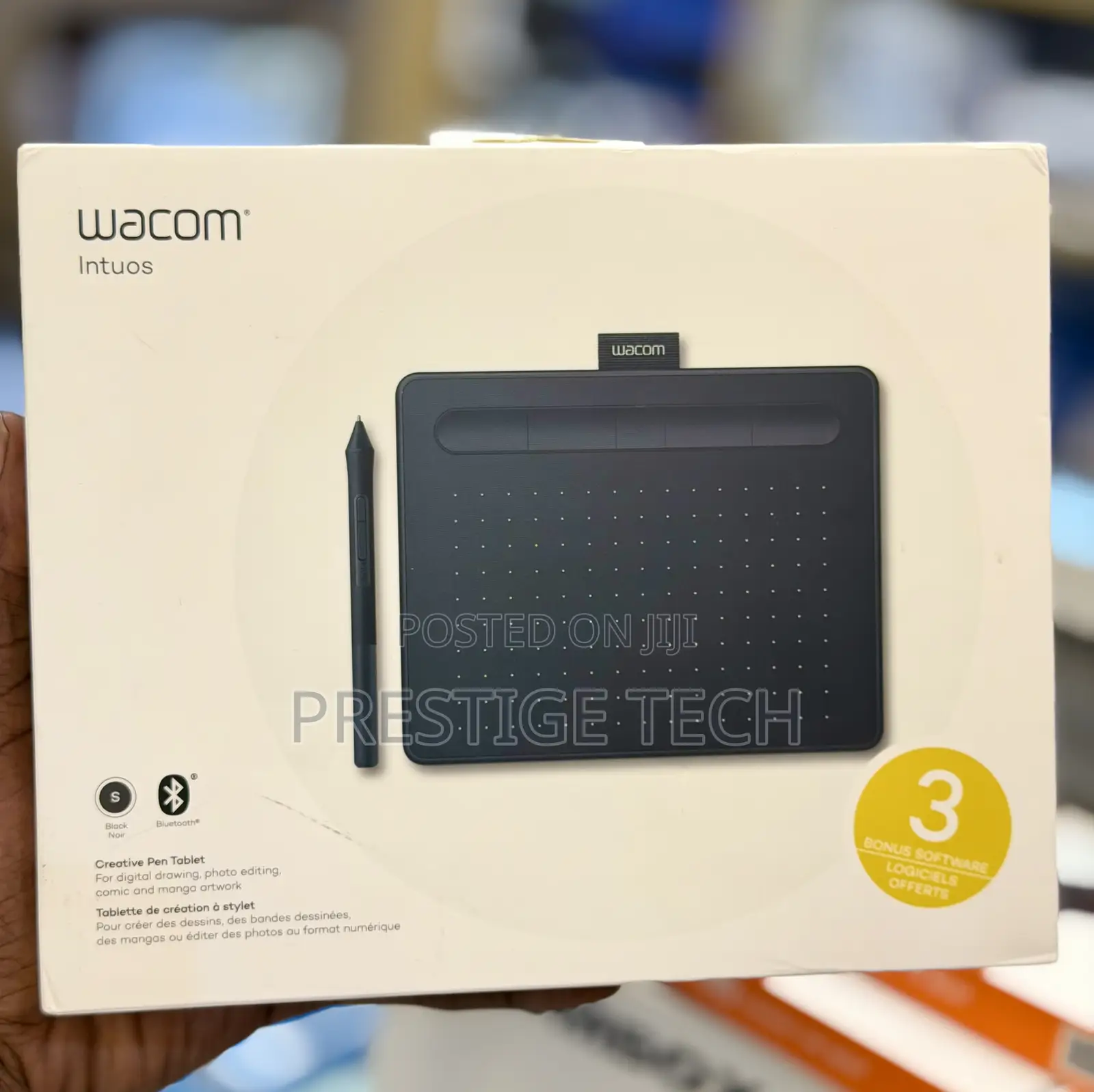 Wacom Intuos Graphics Drawing Tablet, Bluetooth Version for Creators