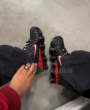 Nike Shox Black Premium Sneakers