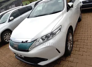 Toyota Harrier 2017 White