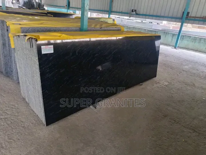 Wavy Gray Granites