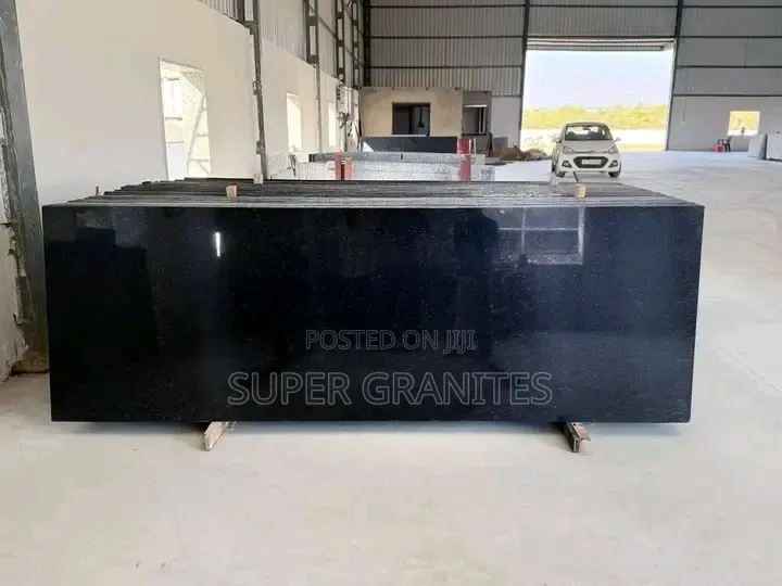 Wavy Gray Granites