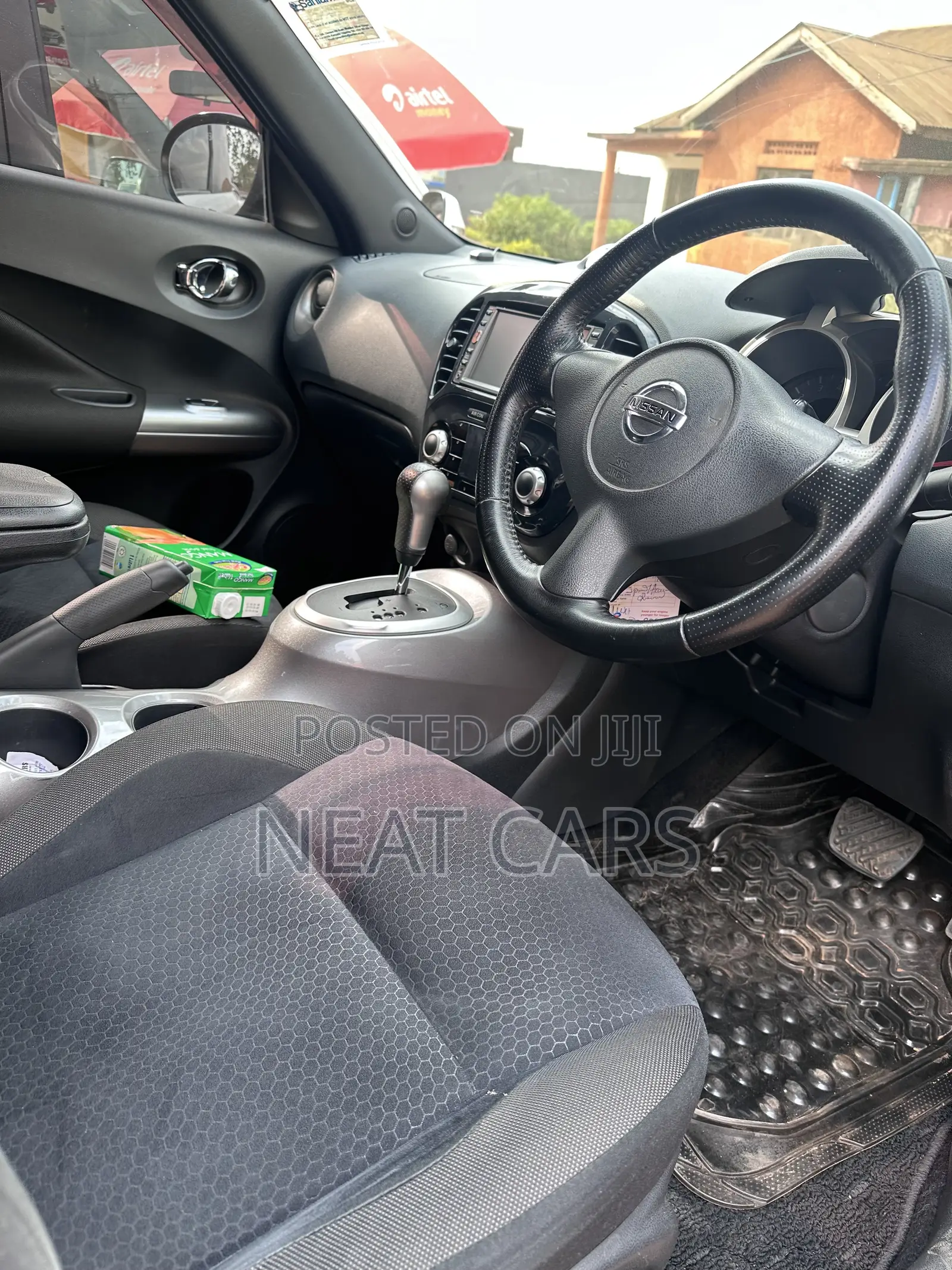 Nissan Juke 2011 Gold