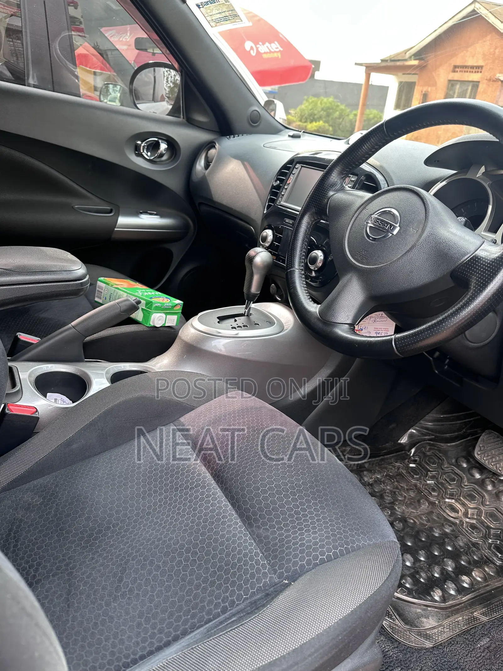 Nissan Juke 2011 Gold