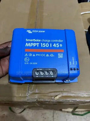 Premium Victron Smart MPPT 150/45 for Solar Battery Charging-Blue