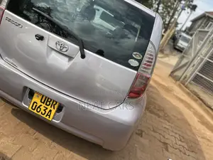 Toyota Passo 2009 Silver
