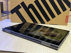 Laptop Lenovo ThinkPad X1 Yoga 16GB Intel Core i7 SSD 512GB