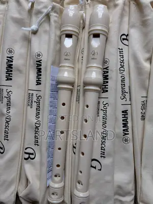 Yamaha Soprano Descant Flute Recorder Key of G B