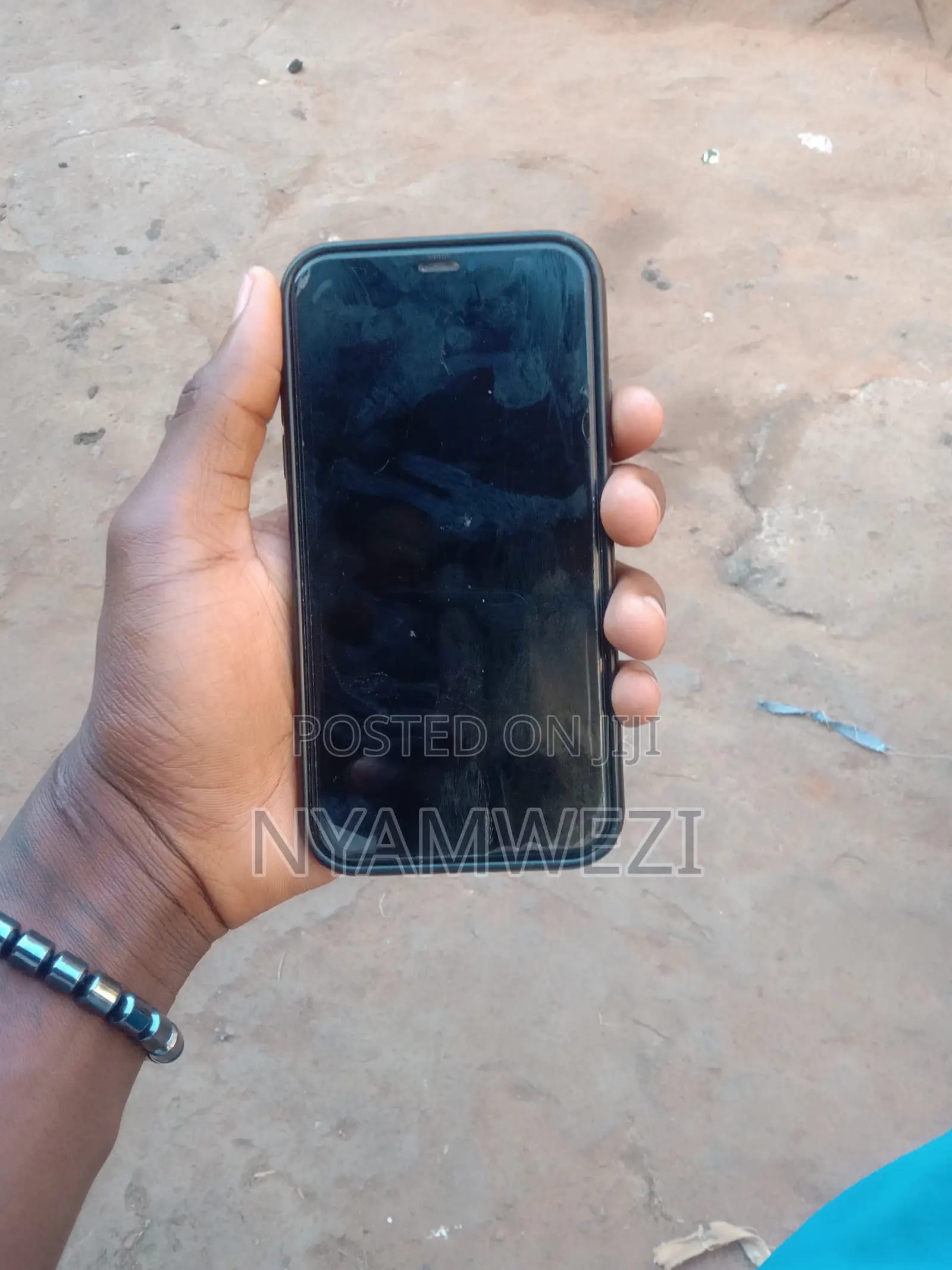 Apple iPhone XR 64 GB Black
