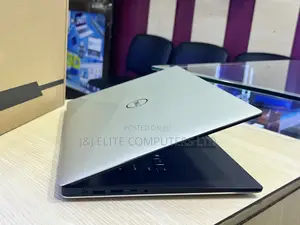Laptop Dell Latitude 5540 16GB Intel Core i9 SSD 512GB