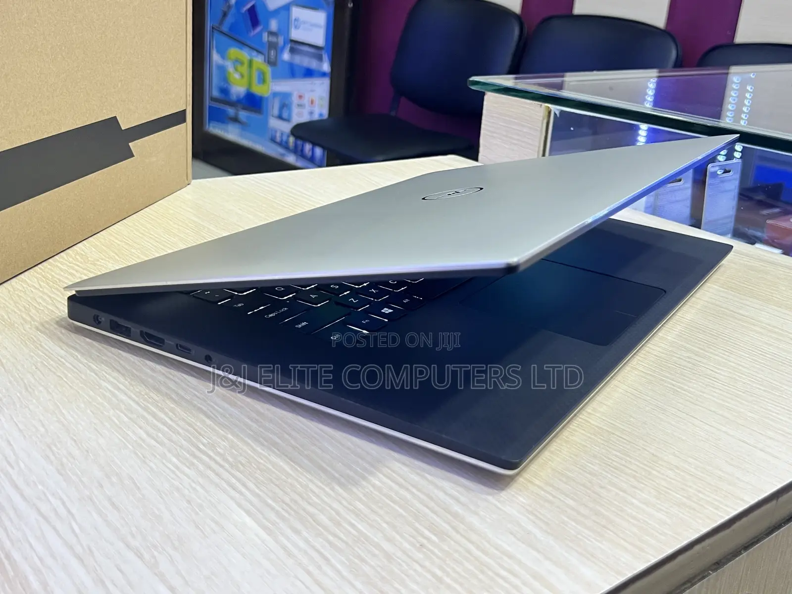 Laptop Dell Latitude 5540 16GB Intel Core i9 SSD 512GB