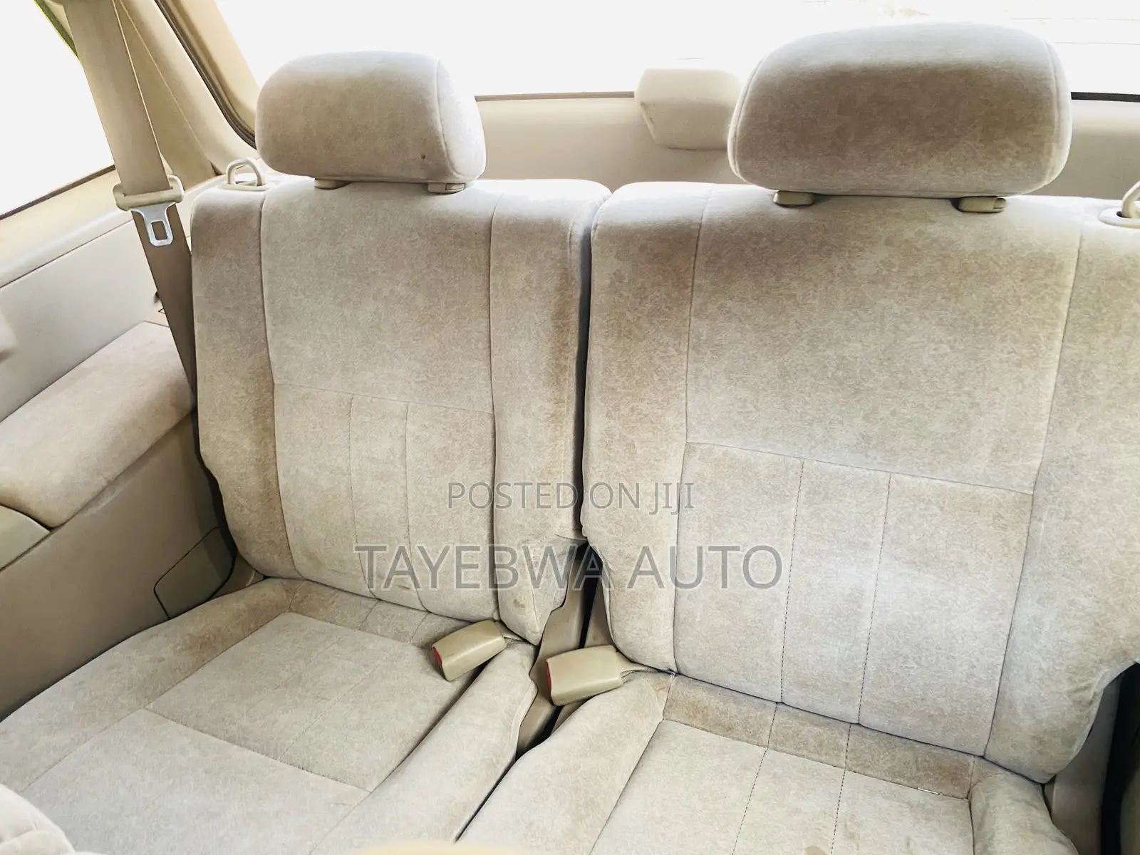 Toyota Ipsum 2001 Gold