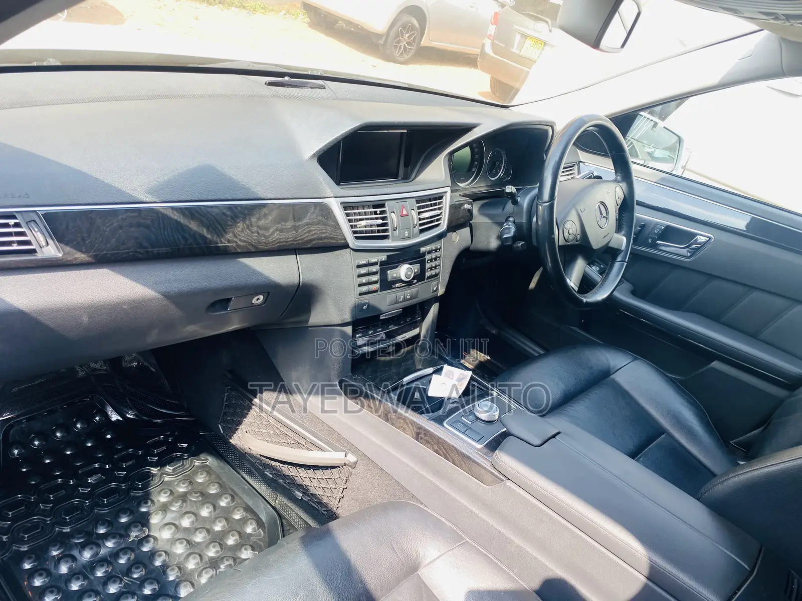Mercedes-Benz E300 2010 Silver