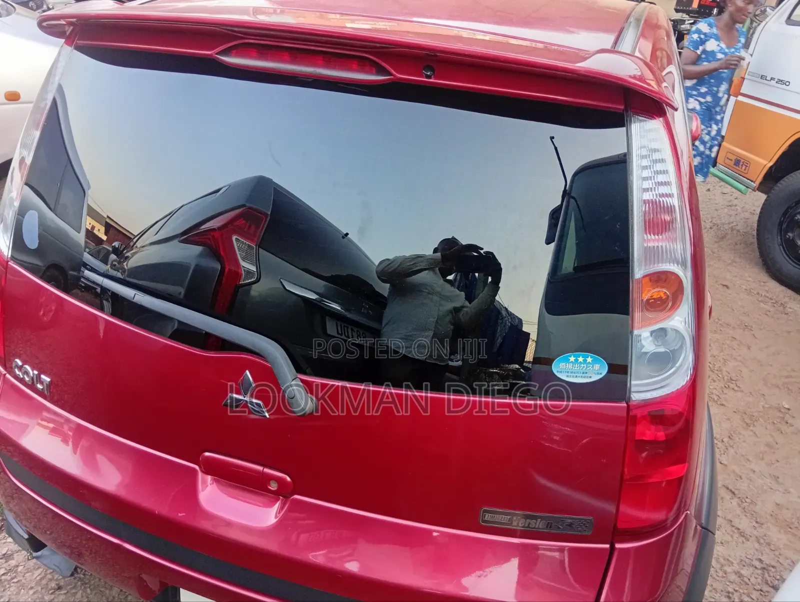 Mitsubishi Colt 2011 Maroon