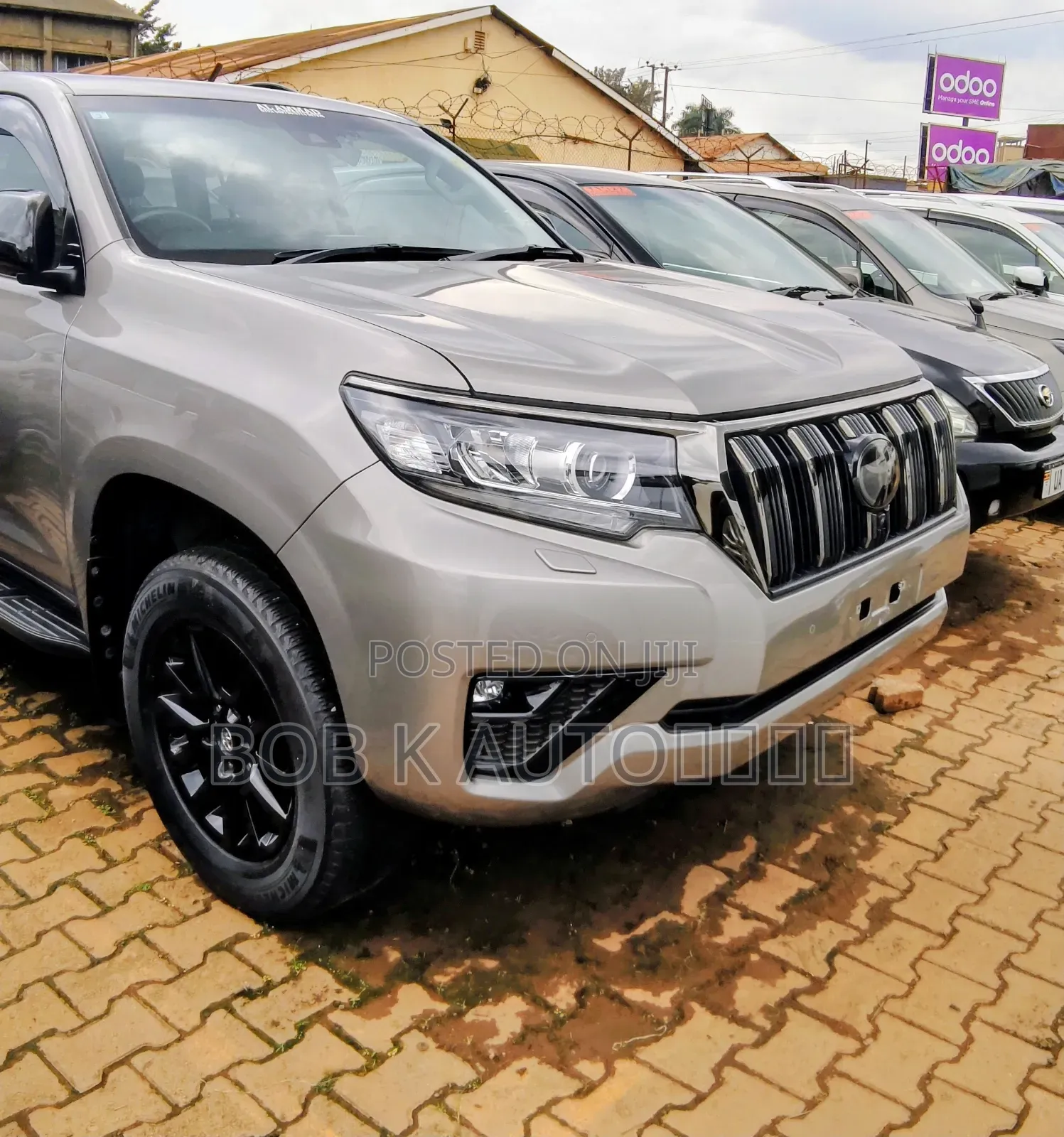 Toyota Land Cruiser Prado 2018 Gray