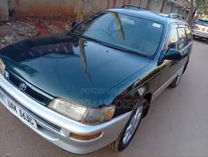 Toyota Corolla G-Touring 2000 Green