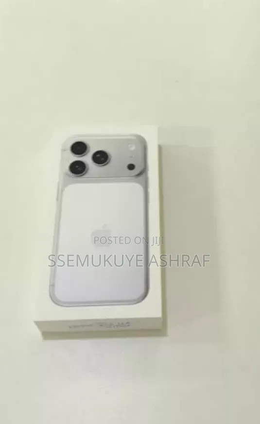 New Apple iPhone 17 Pro Max 1 TB Silver