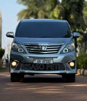 Toyota Alphard 2.4 Petrol FWD 2012 Silver