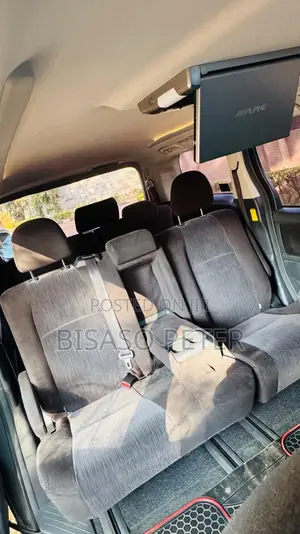 Toyota Alphard 2.4 Petrol FWD 2012 Silver