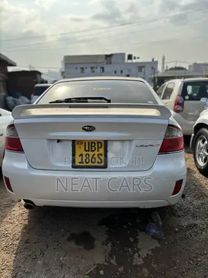 Subaru Legacy 2009 White