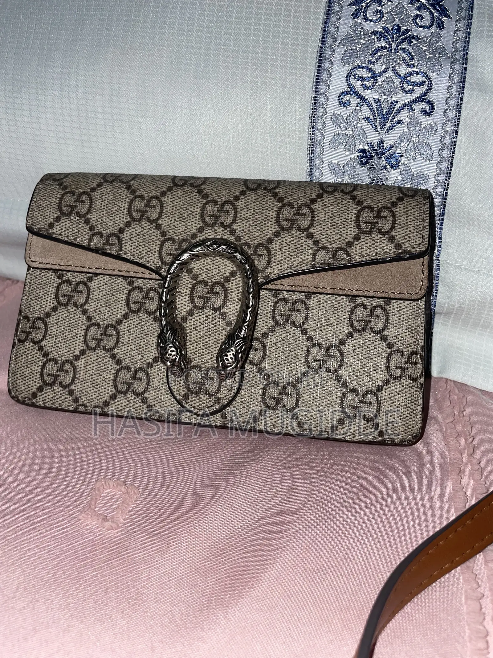 Gucci Chain Wallet