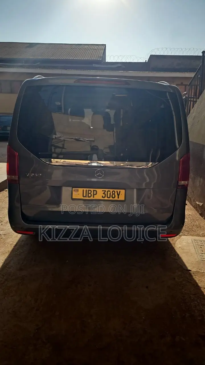 Mercedes-Benz V-Class 2015 Gray