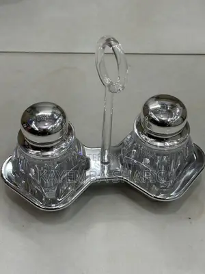 Elegant Acrylic Salt and Pepper Shaker Set With Holder