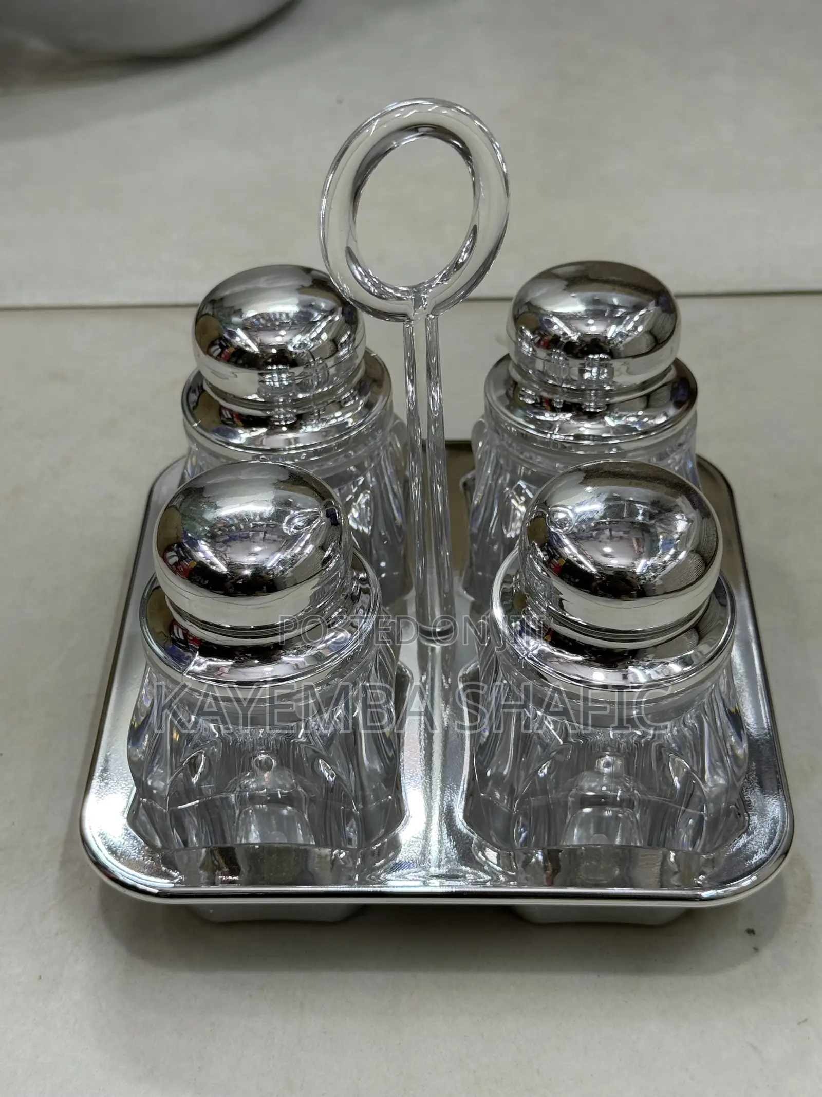 Premium 4-Piece Acrylic Spice Jar Cruet Set With Serving Tray