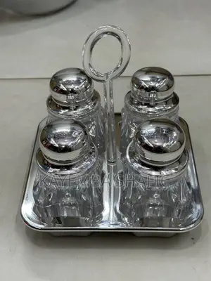 Premium 4-Piece Acrylic Spice Jar Cruet Set With Serving Tray