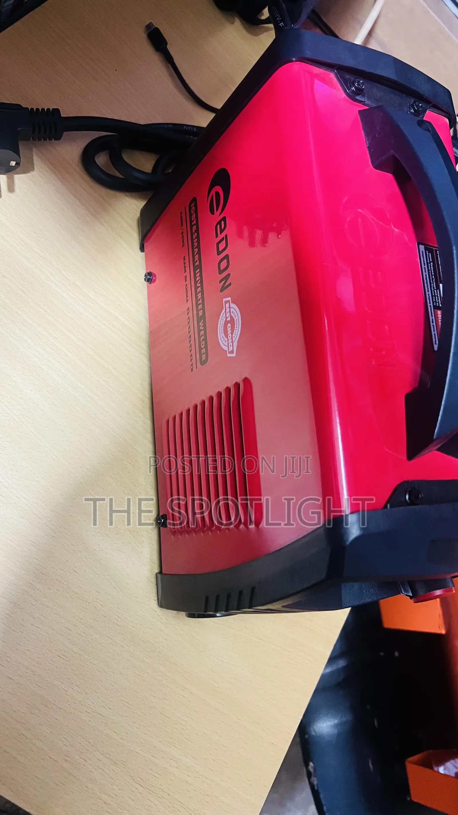 Edon Lv 300 Welding Machine