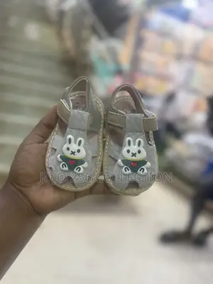 Baby Squeaky Shoes