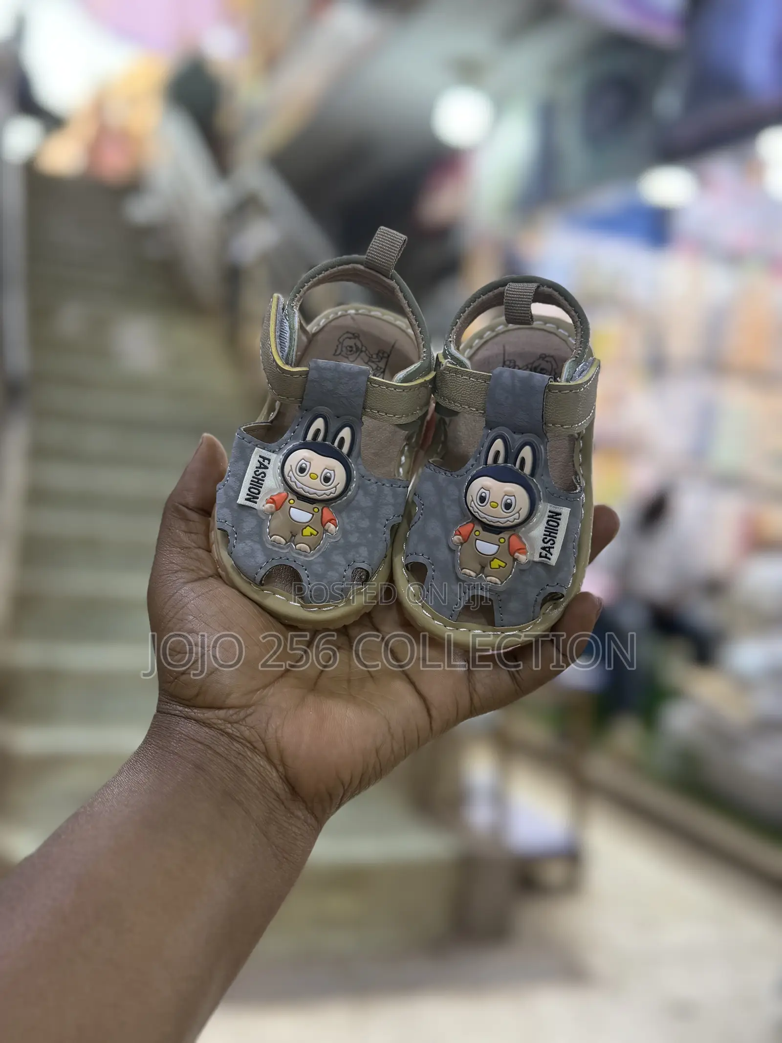 Baby Squeaky Shoes