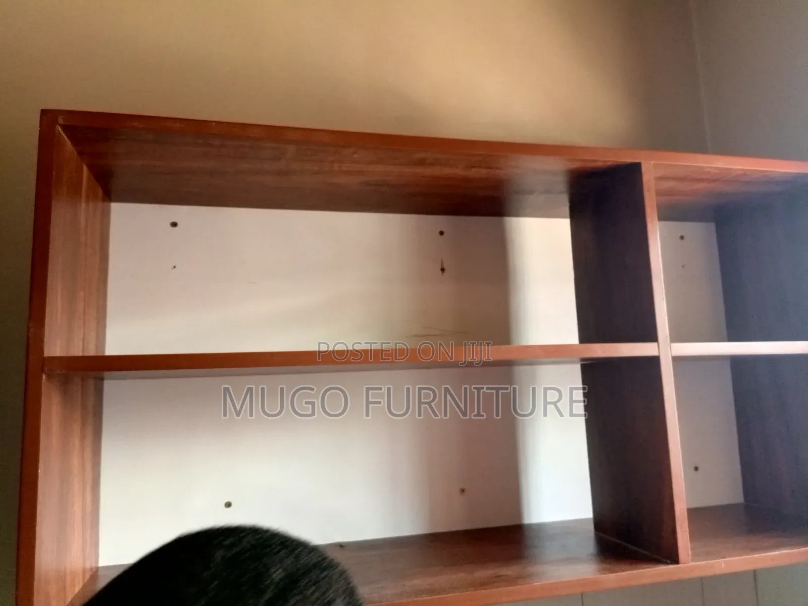 Simple Kitchen Cabinet Unit for Singles