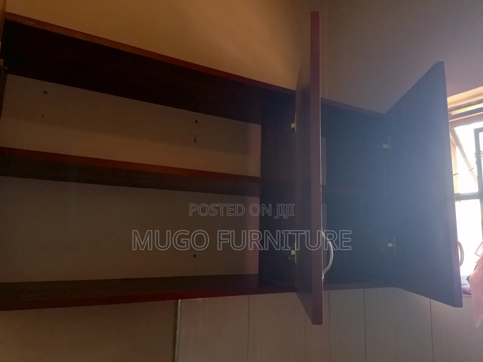Simple Kitchen Cabinet Unit for Singles