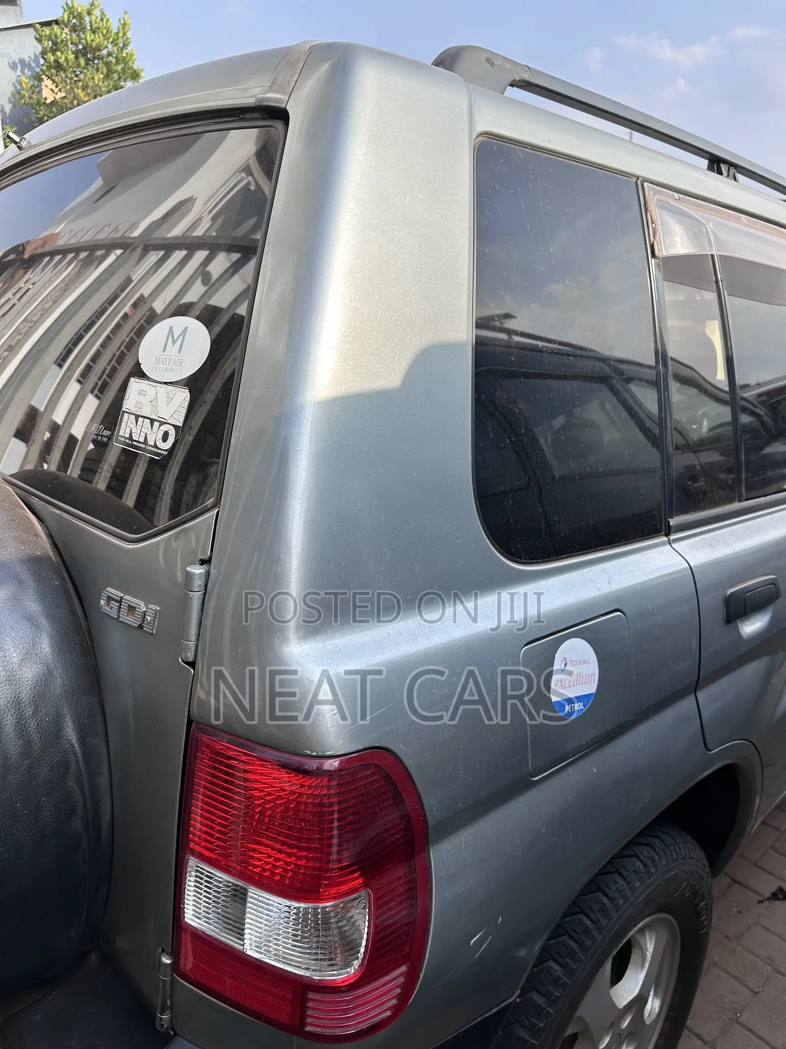 Mitsubishi Pajero IO 2005 Silver