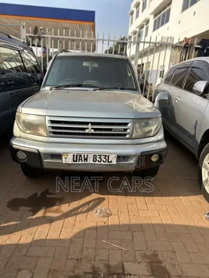 Mitsubishi Pajero IO 2005 Silver
