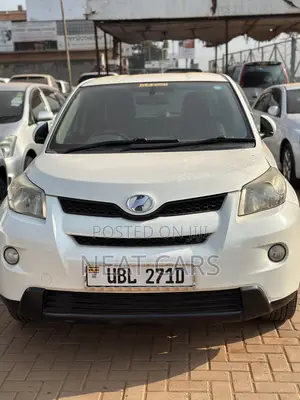 Toyota IST 2009 Black