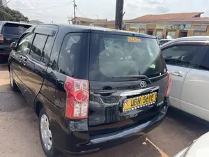 Toyota Raum 2006 Black