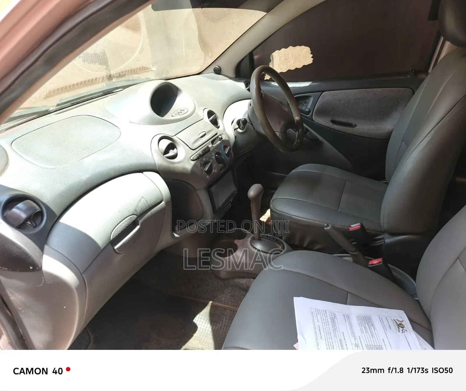 Toyota Vitz 2002 Silver