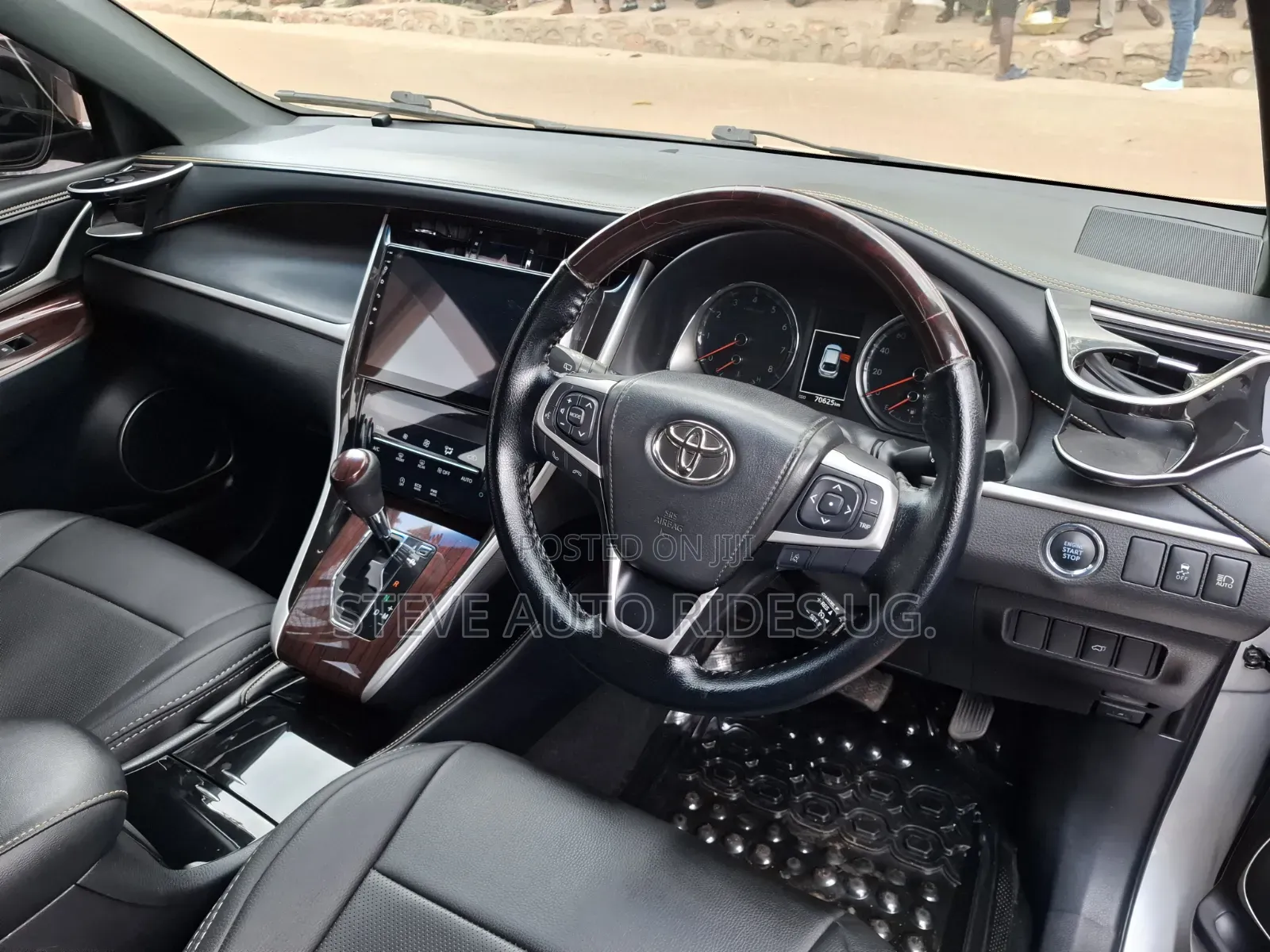 Toyota Harrier 2015 Silver