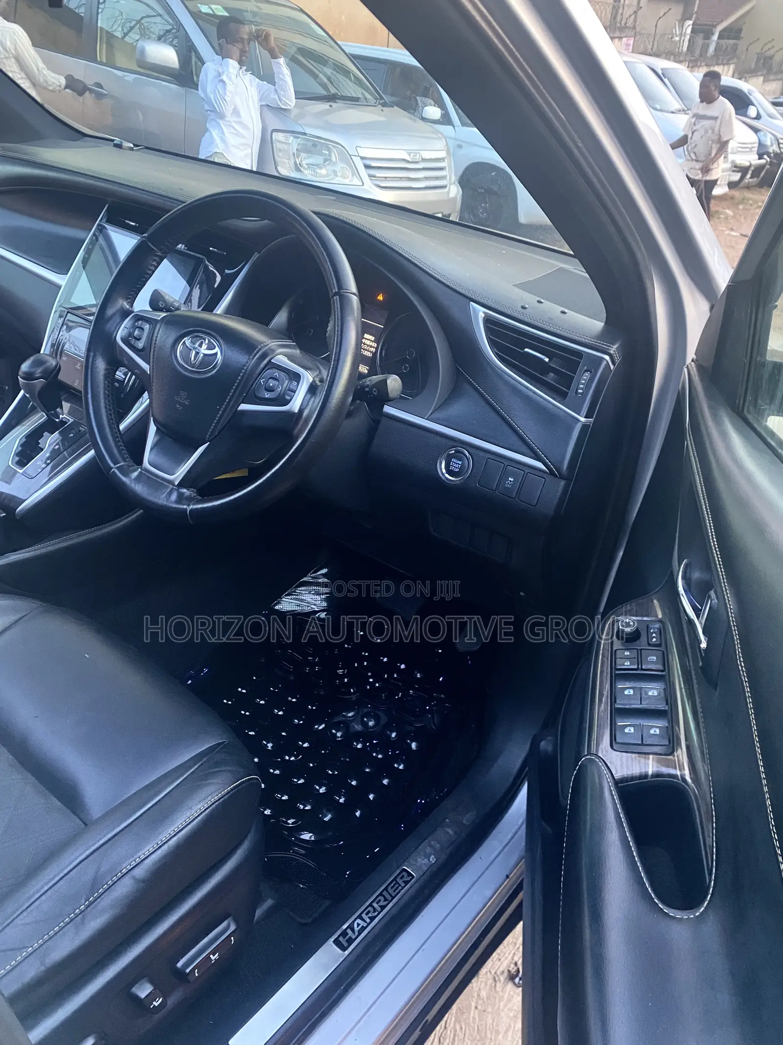 Toyota Harrier 2.0 4WD 2014 Silver
